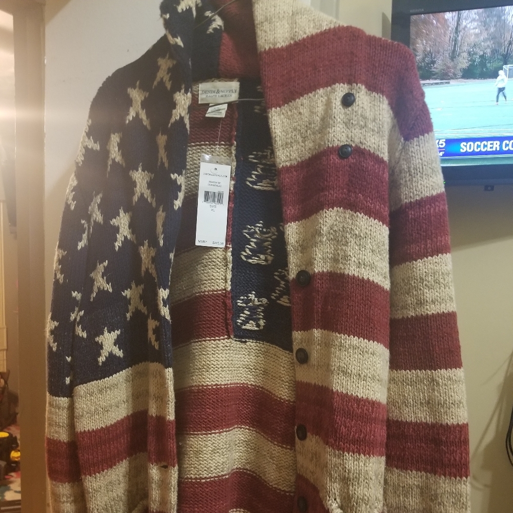 Heavy sweater